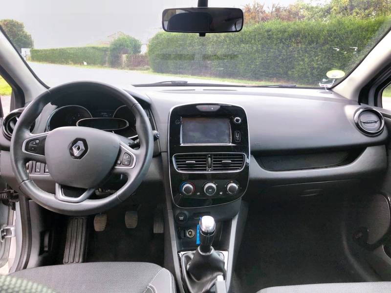 occasion bien équipé Renault Clio 4 Diesel 90 chevaux finition business proche Louviers