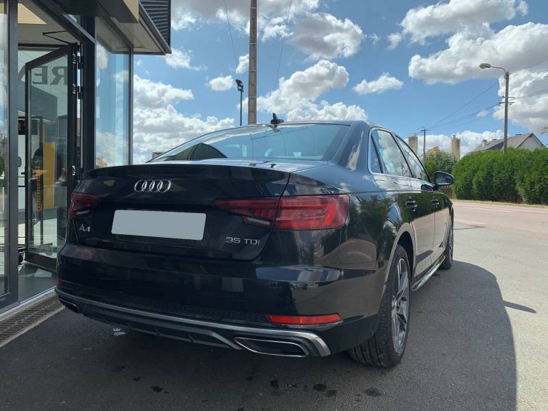 Audi A4 diesel finition S Line Tronic 150ch