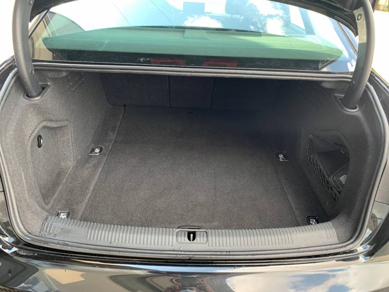 Audi A4 diesel finition S Line Tronic 150ch