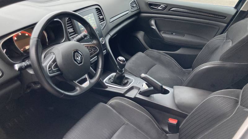 Acheter une Renault, Megane 4, Business, dCi, 90 ch à Le Neubourg proche de Louviers