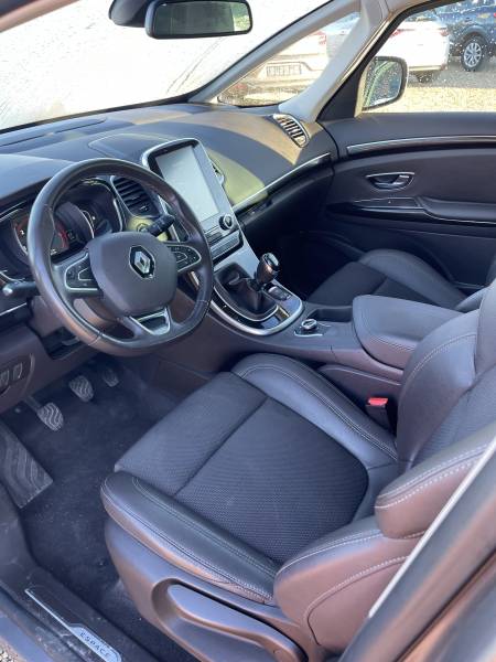 Acheter un Renault Espace V, Intens, DCI 130ch à Le Neubourg proche de Louviers