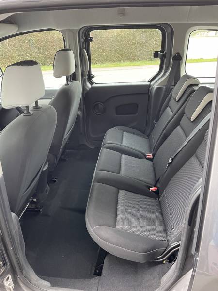 Acheter un Renault, Kangoo, Zen DCi 110 à Le Neubourg Proche de Louviers