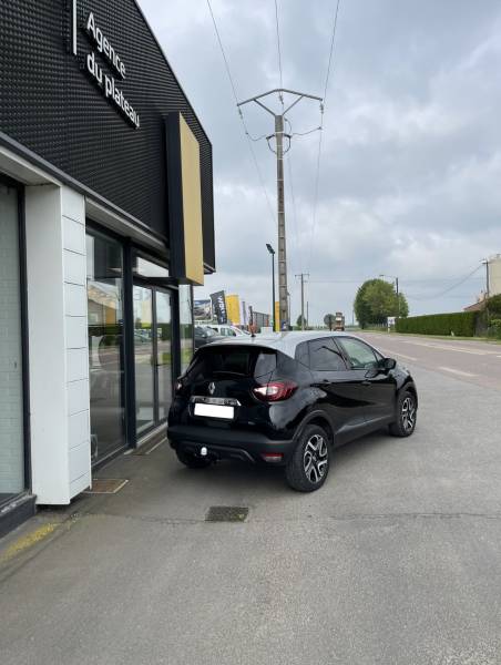 Acheter un Renault Captur, TCe 90ch Iridium à Le Neubourg proche de Louviers.