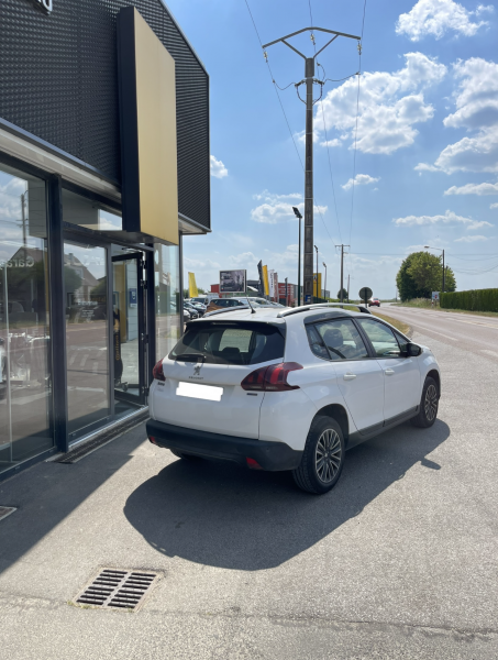 Acheter un Peugeot 2008, Active, 82ch à Le Neubourg porche de Louviers.