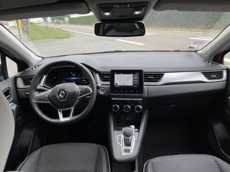 Acheter un Renault, Captur E-tech rechargeable intens 160ch à le Neubourg proche de Louviers.