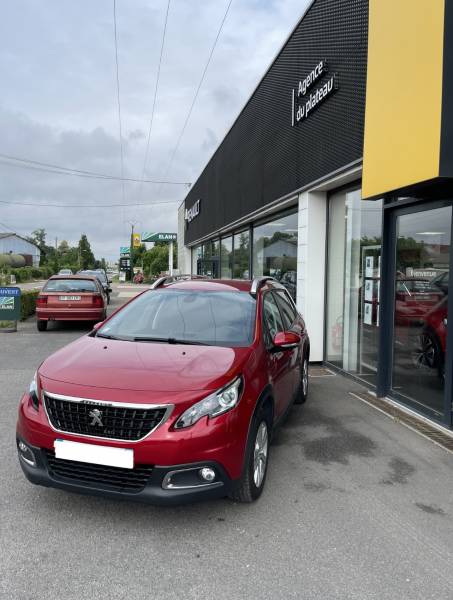 Acheter un Peugeot 2008, Signature, 110ch à Le Neubourg porche de Louviers.