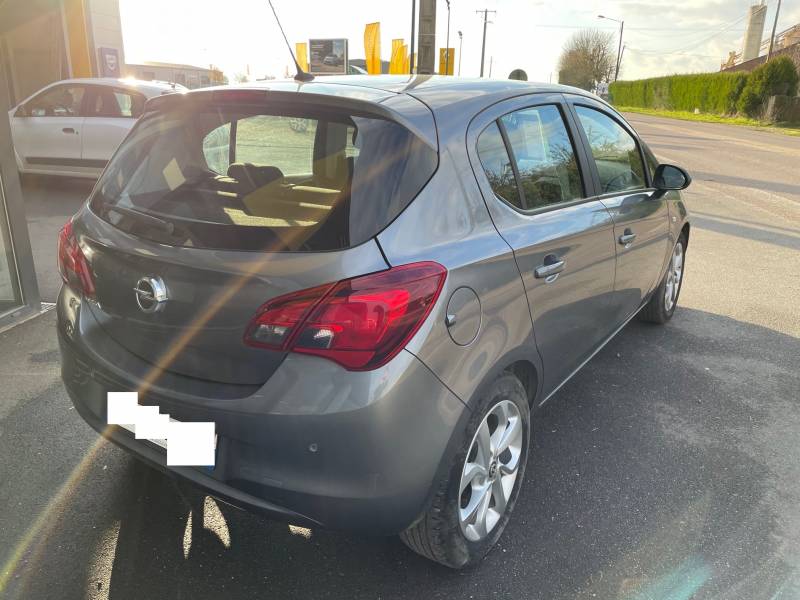 Opel Corsa Essence 90ch Play