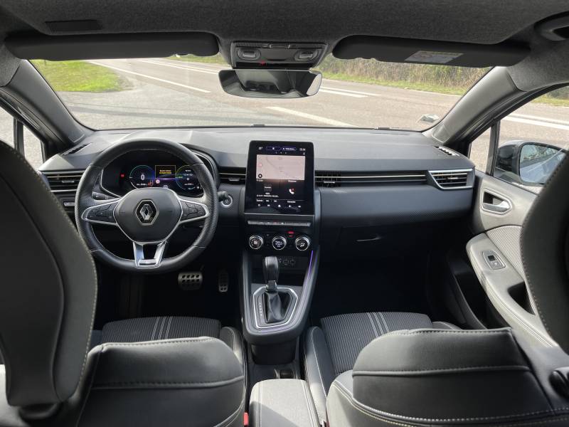 Acheter une Renault, Clio V, Engineered, E-Tech 145ch à Le Neubourg proche de Louviers