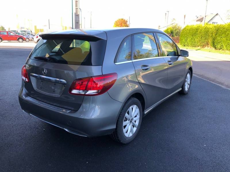 occasion Mercedes classe B 180 D 110 chevaux business proche Evreux