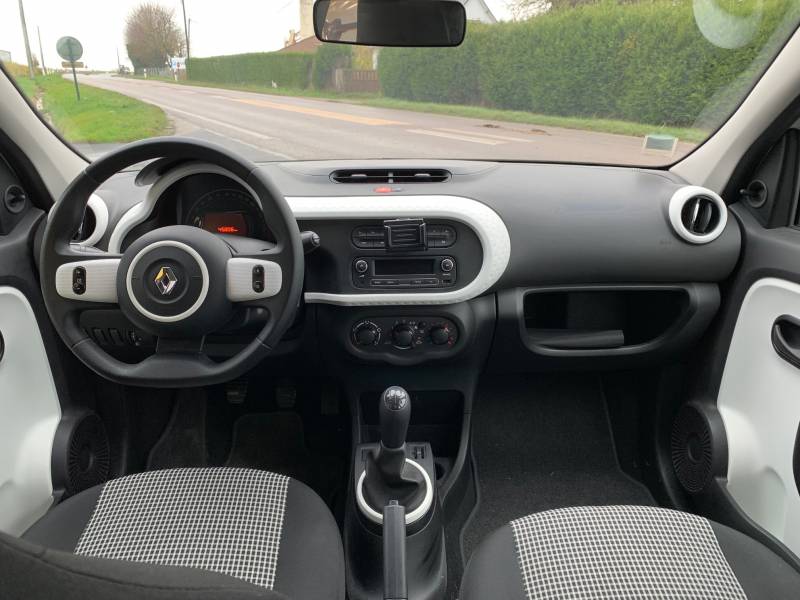 intérieur Renault Twingo essence 70 chevaux finition Life proche Bourgtheroulde Infreville